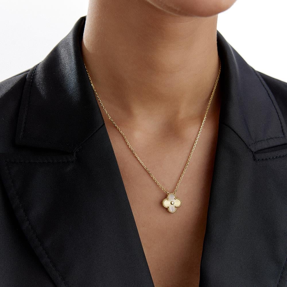 18 Ayar Altın Yonca Kolye - Image 2