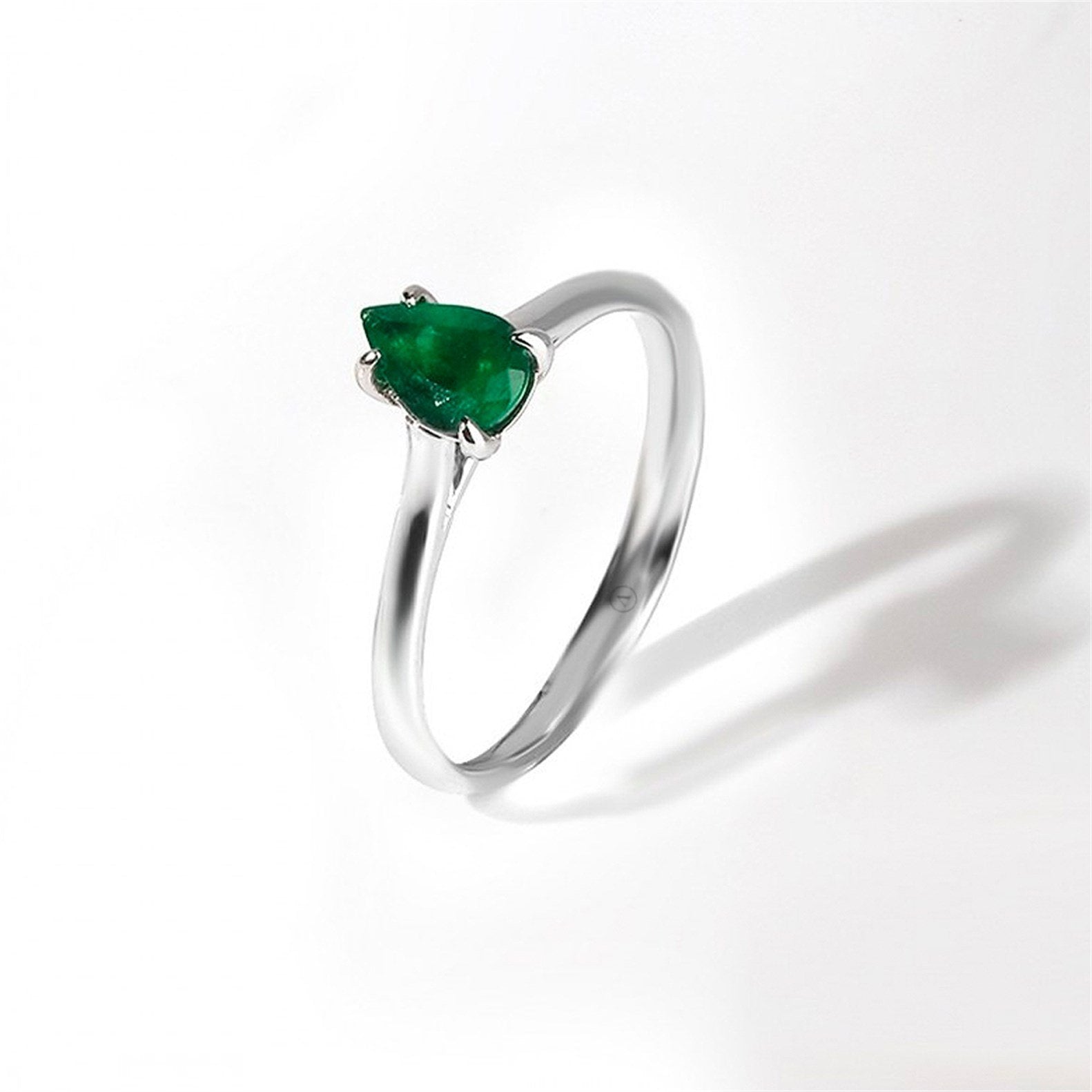 18K ZÜMRÜT ALTIN YÜZÜK - Image 1