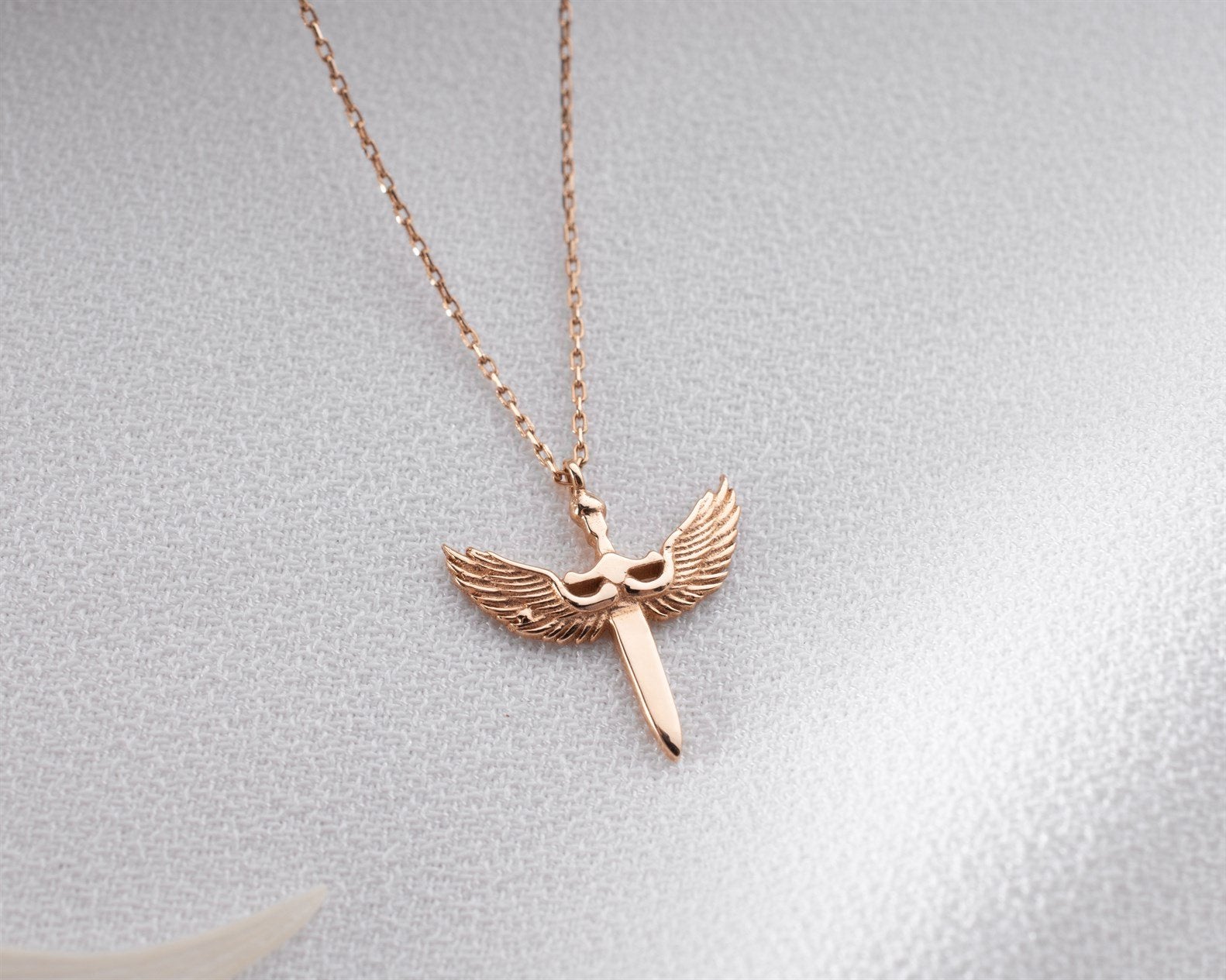 Archangel Altın Kolye - Image 3