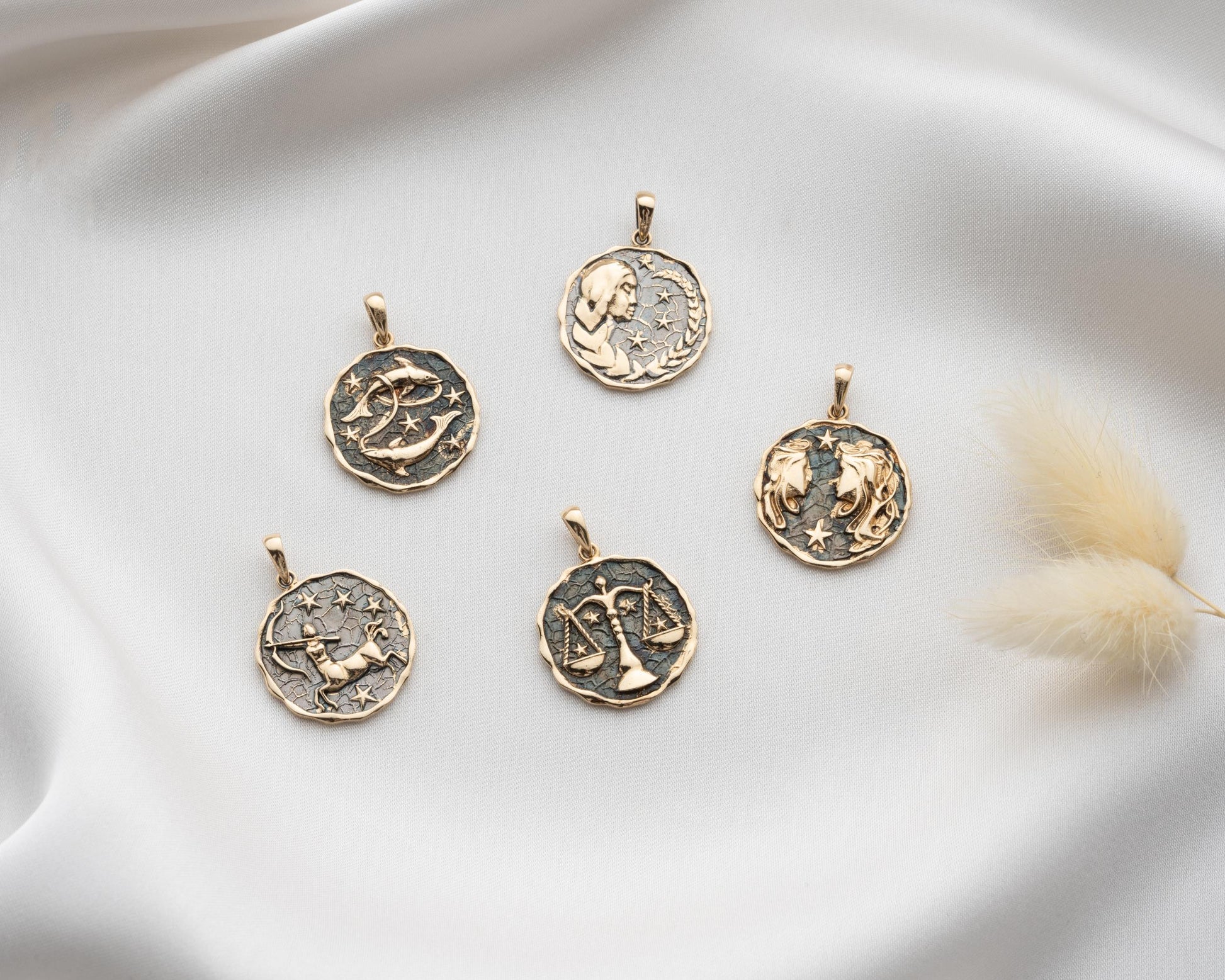 Altın Boğa Burç Kolye Ucu - Image 4