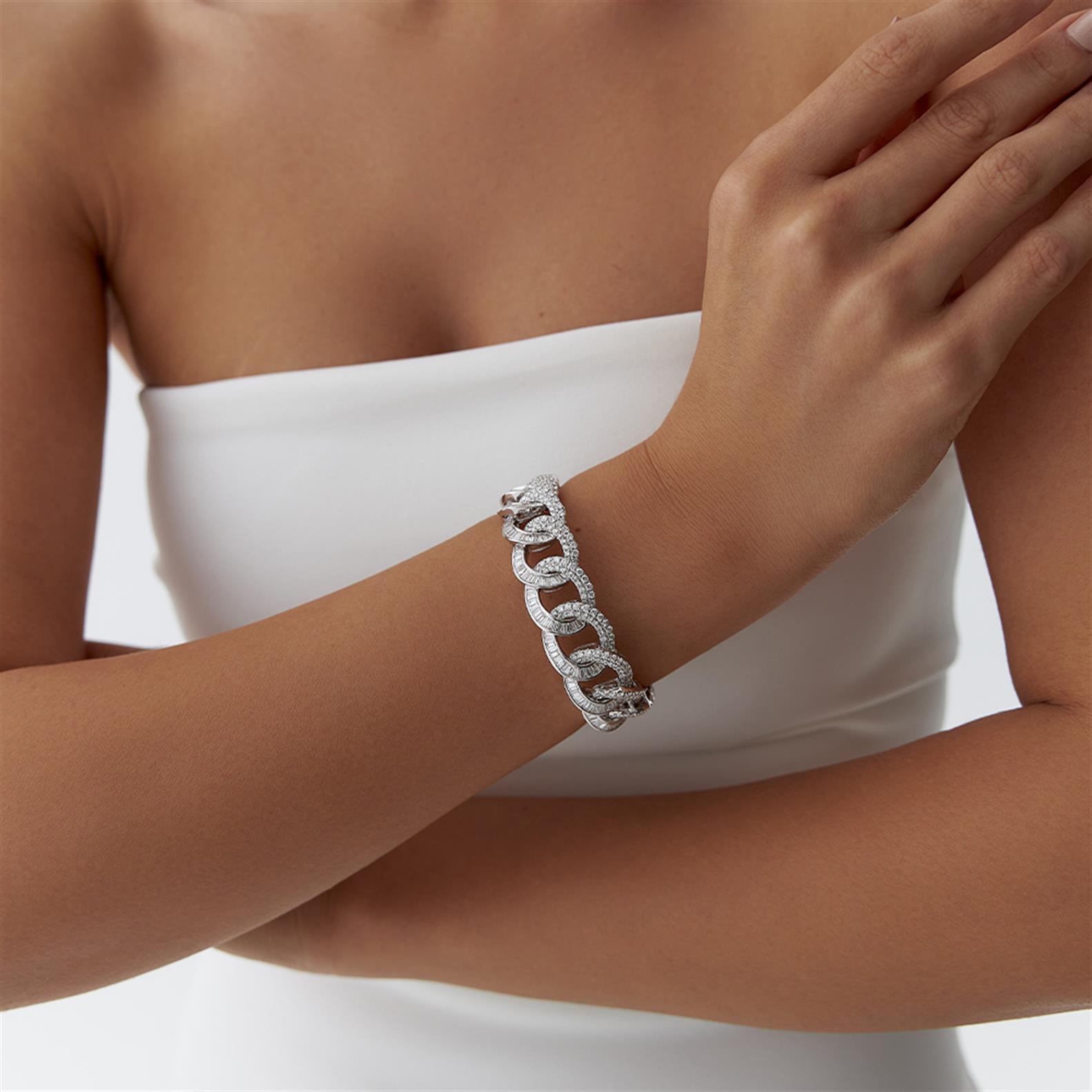 Baget Ve Yuvarlak Pırlanta Gurme Bileklik - Image 1