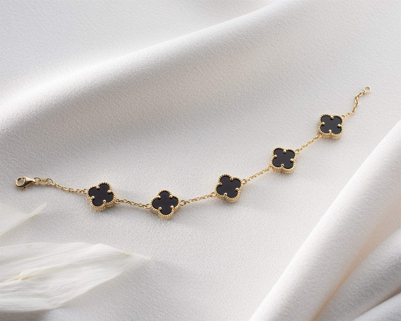 Beşli Siyah Mineli Yonca Bileklik - Image 5