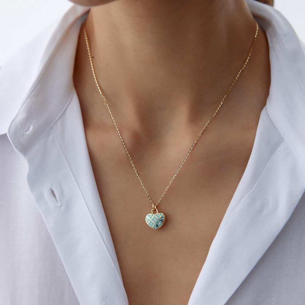 Cetaş Eterna Beyaz Ve Mavi Mineli Çift Taraflı Kalp Charm Altın Kolye - Image 2