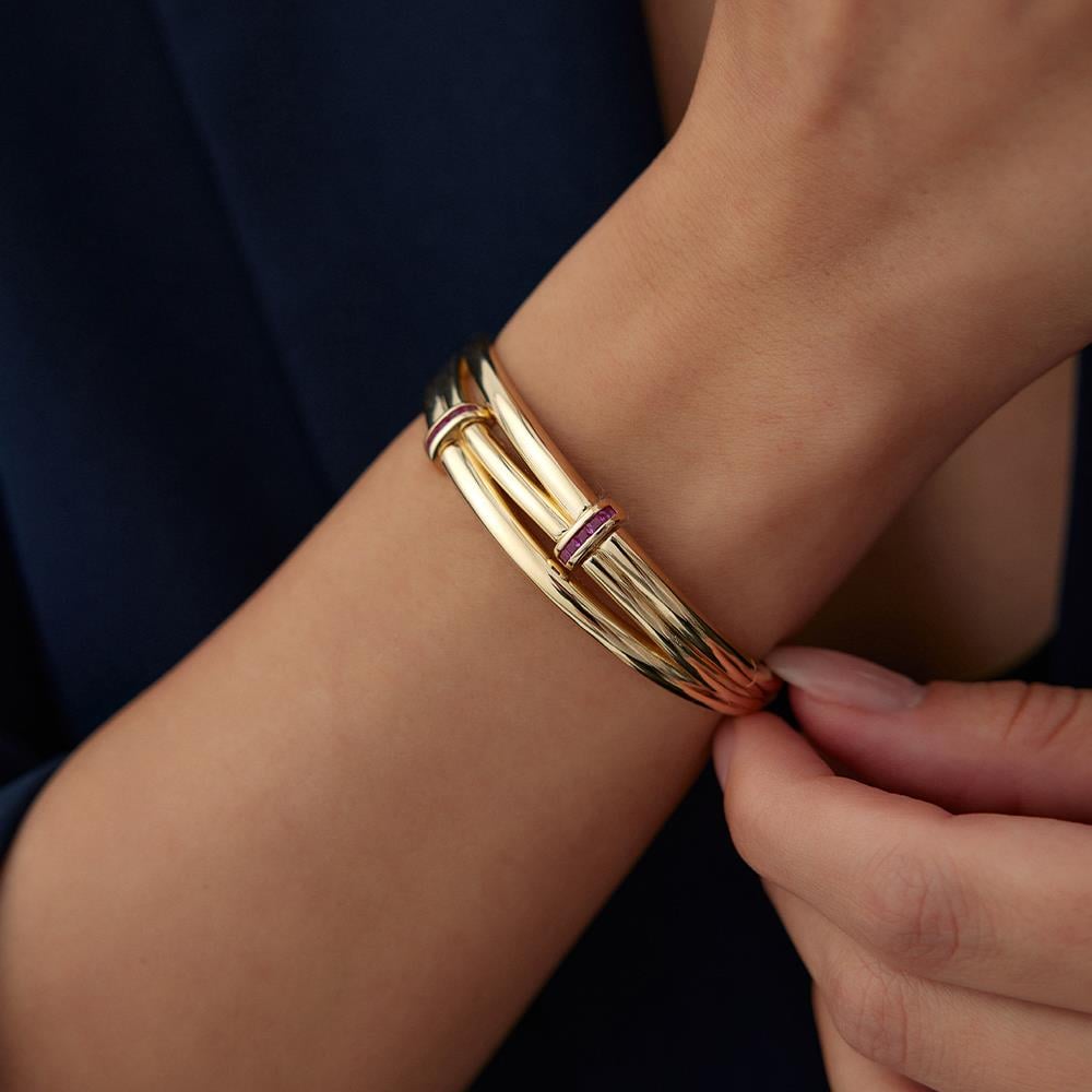 Cetaş Eterna Kırmızı Taşlı Altın Kelepçe - Image 2