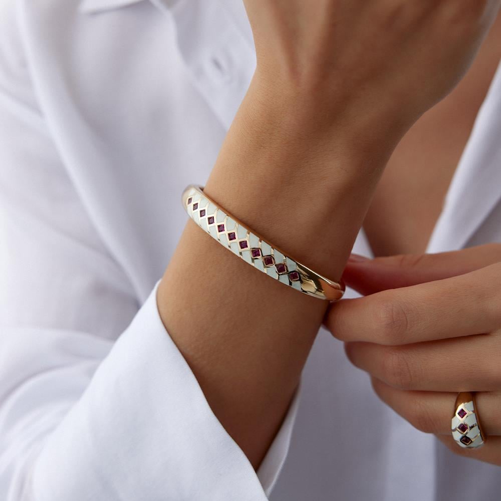 Cetaş Eterna Kırmızı Taşlı Beyaz Mineli Altın Kelepçe - Image 2