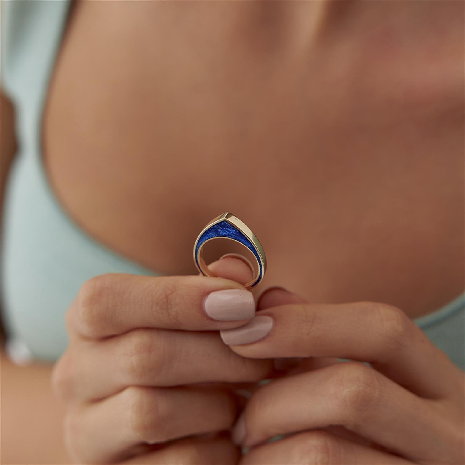 Cetaş Eterna Mavi Lacivert Mineli Altın Yüzük - Image 2