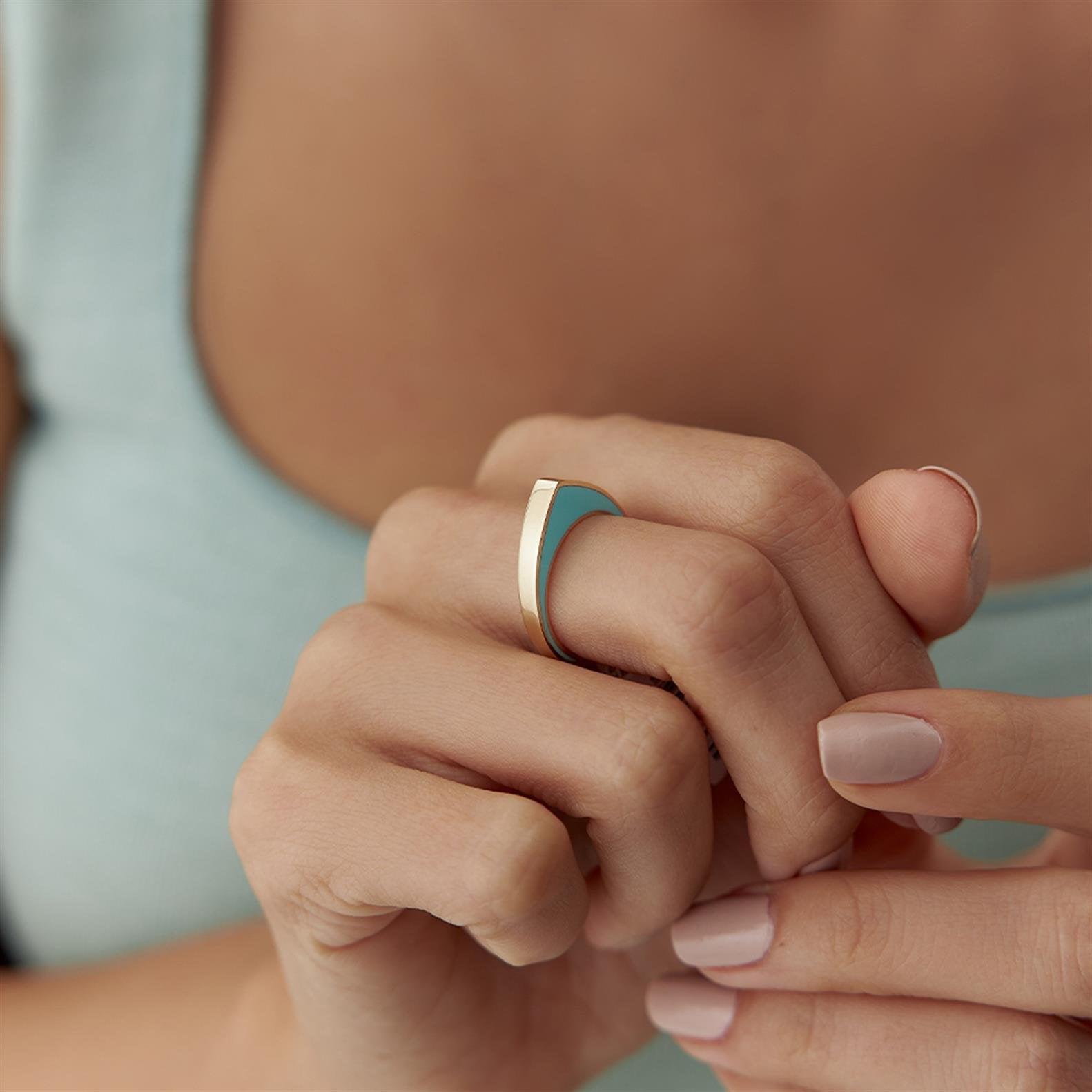 Cetaş Eterna Mavi Lacivert Mineli Altın Yüzük - Image 2