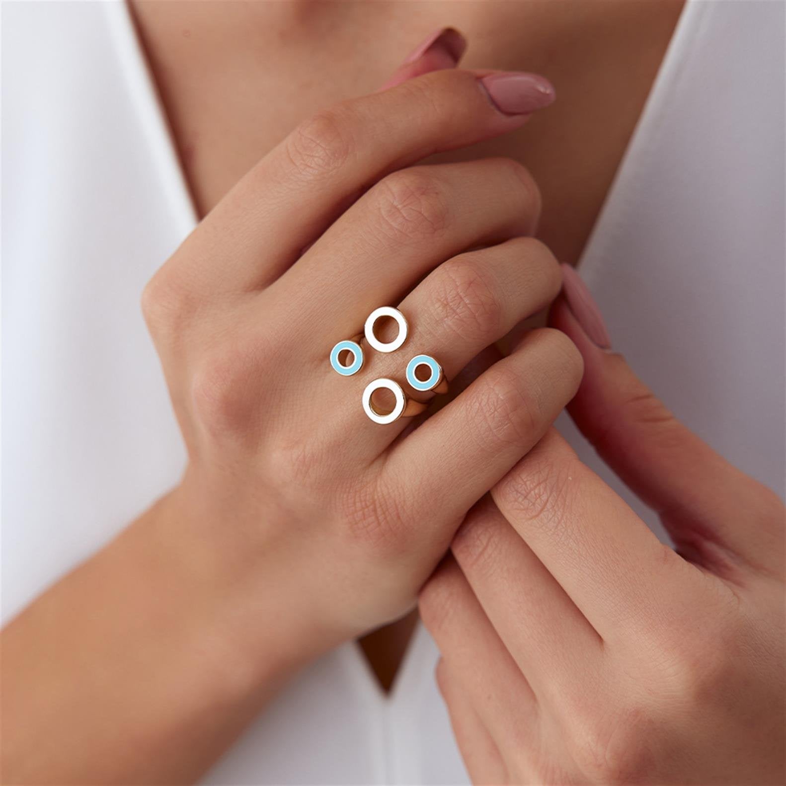 Cetaş Eterna Mavi Mineli Yuvarlak Desen Altın Yüzük - Image 1