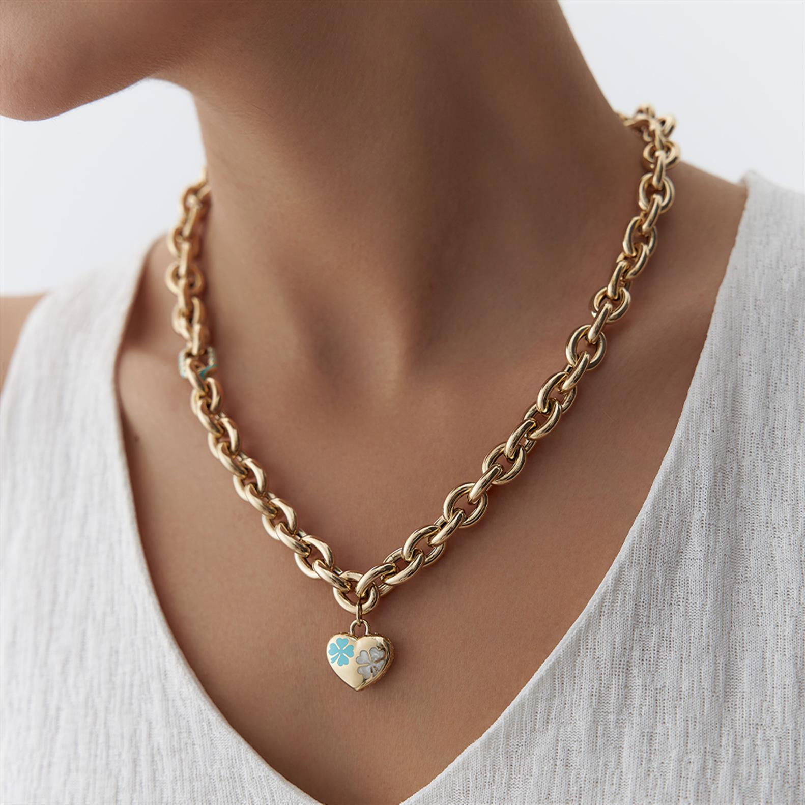 Cetaş Yonca Figürlü Kalp Charmlı Altın Kolye - Image 1