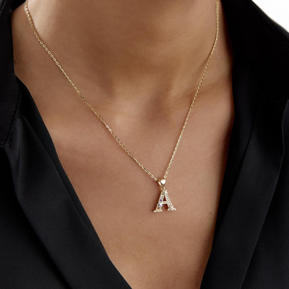 Çiçek Figür Altın Harf Kolye - Image 7