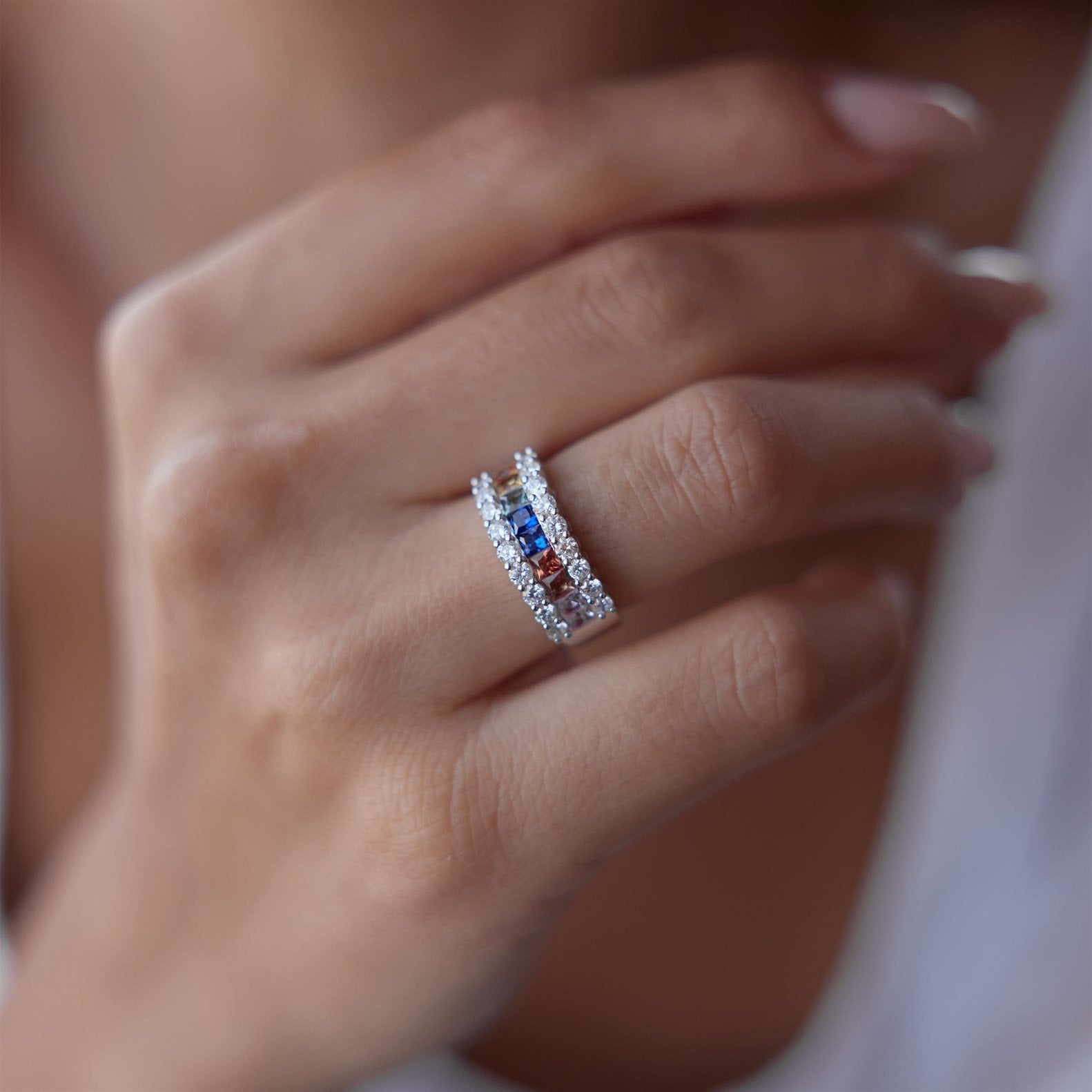 Gökkuşağı Tamtur Renkli Taşlı Pırlanta Yüzük - Image 1