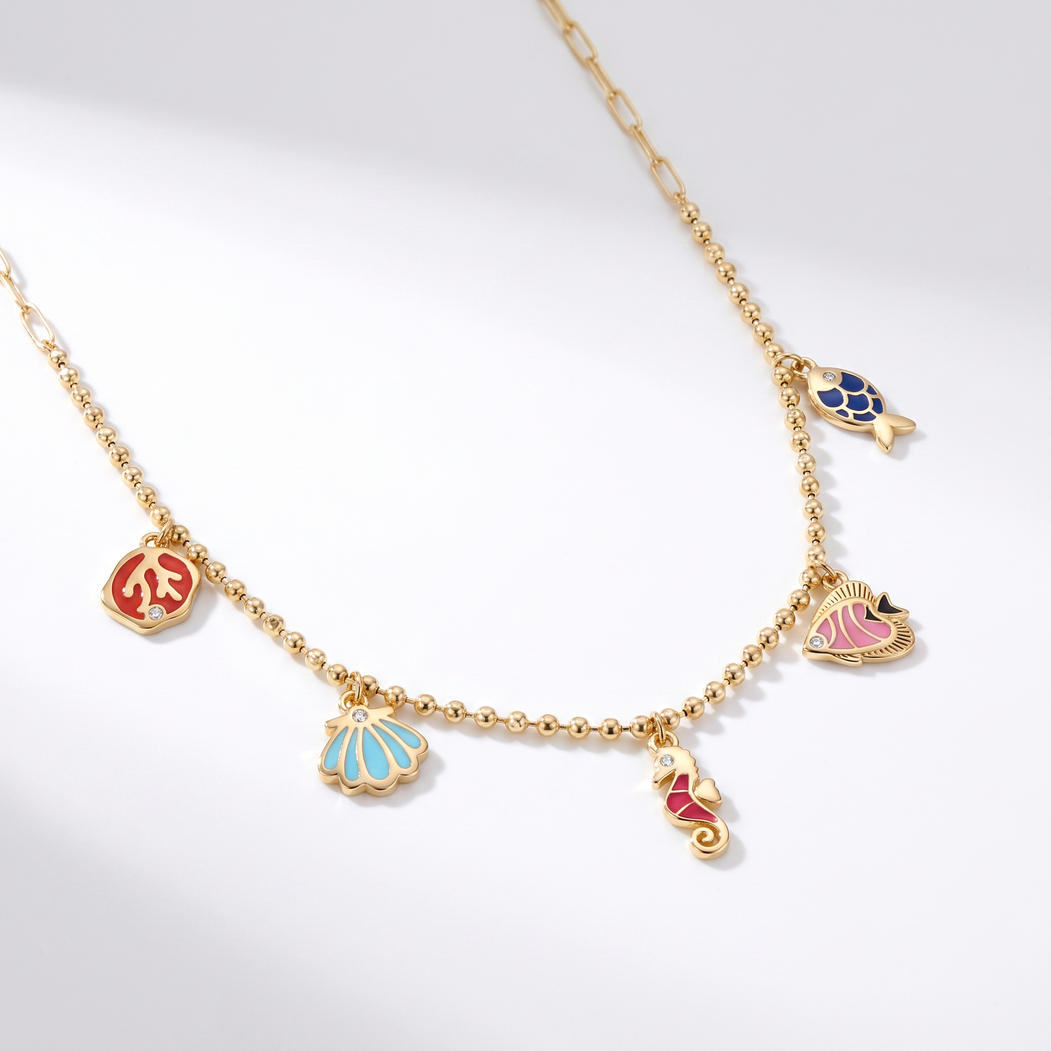 Cetaş Aqualis Multi-Charm Altın Kolye