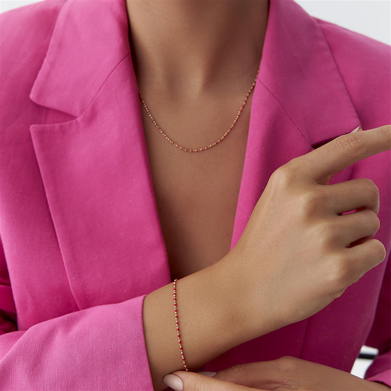 Kırmızı Mineli Minimal Altın Bileklik - Image 2