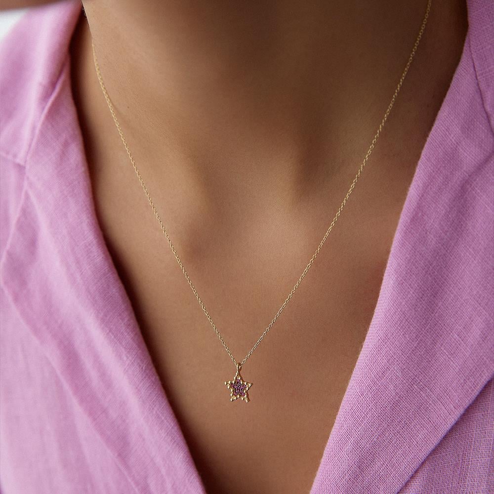 Kırmızı Taşlı Minimal Yıldız Altın Kolye - Image 2