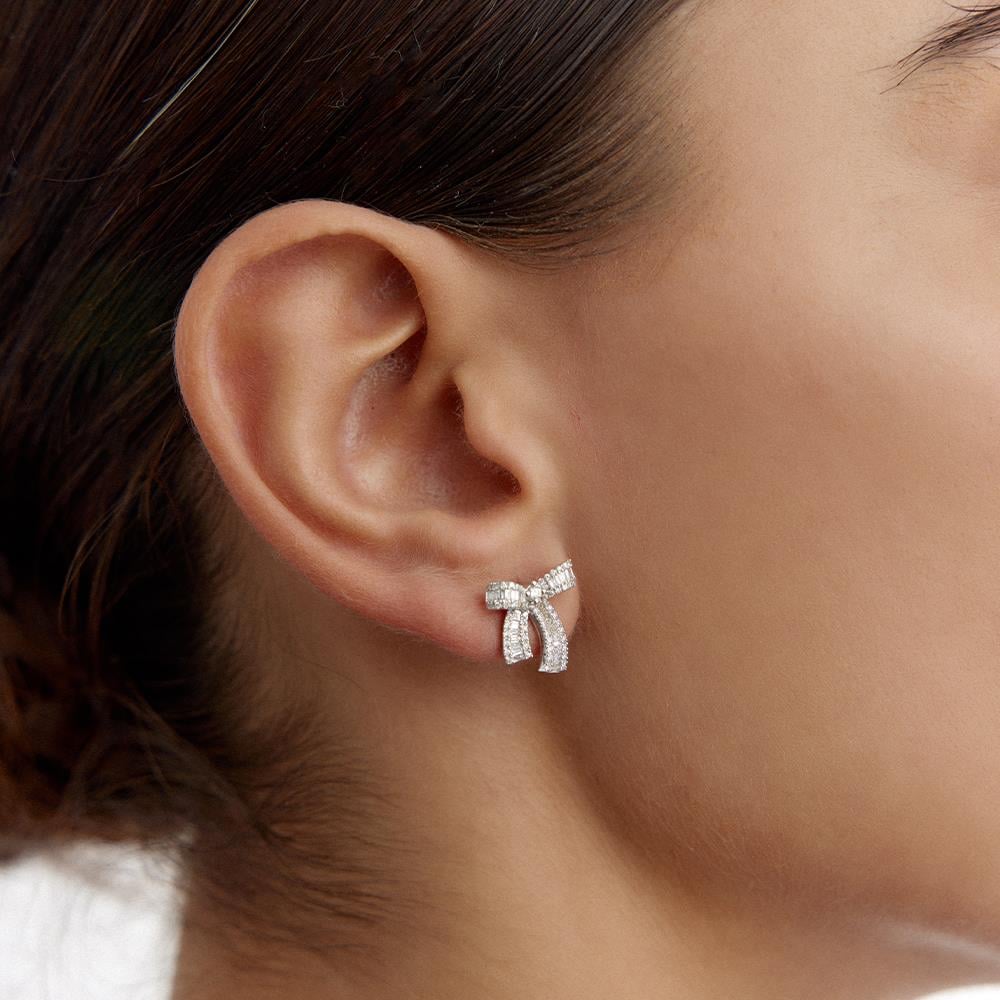 Kurdele Pırlanta Küpe - Image 1