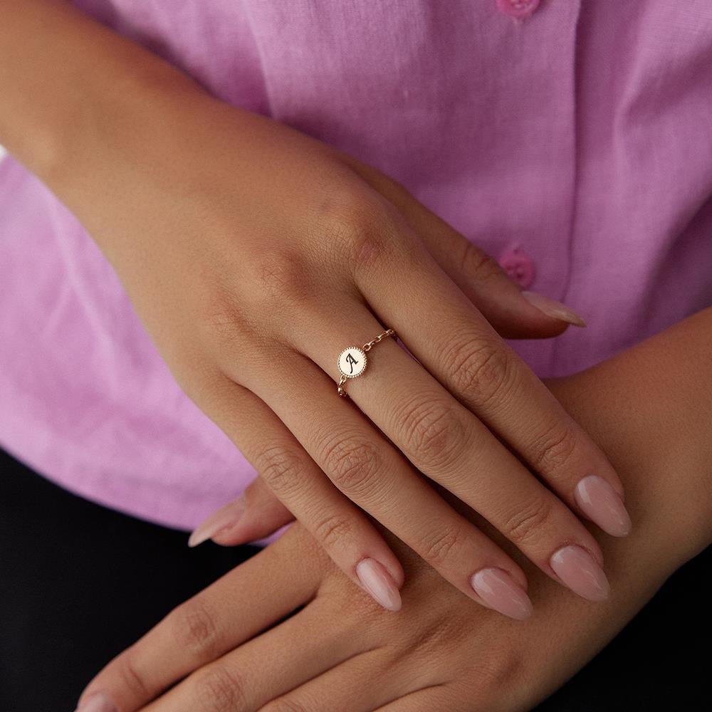 Minimal Altın Harf Yüzük - Image 5