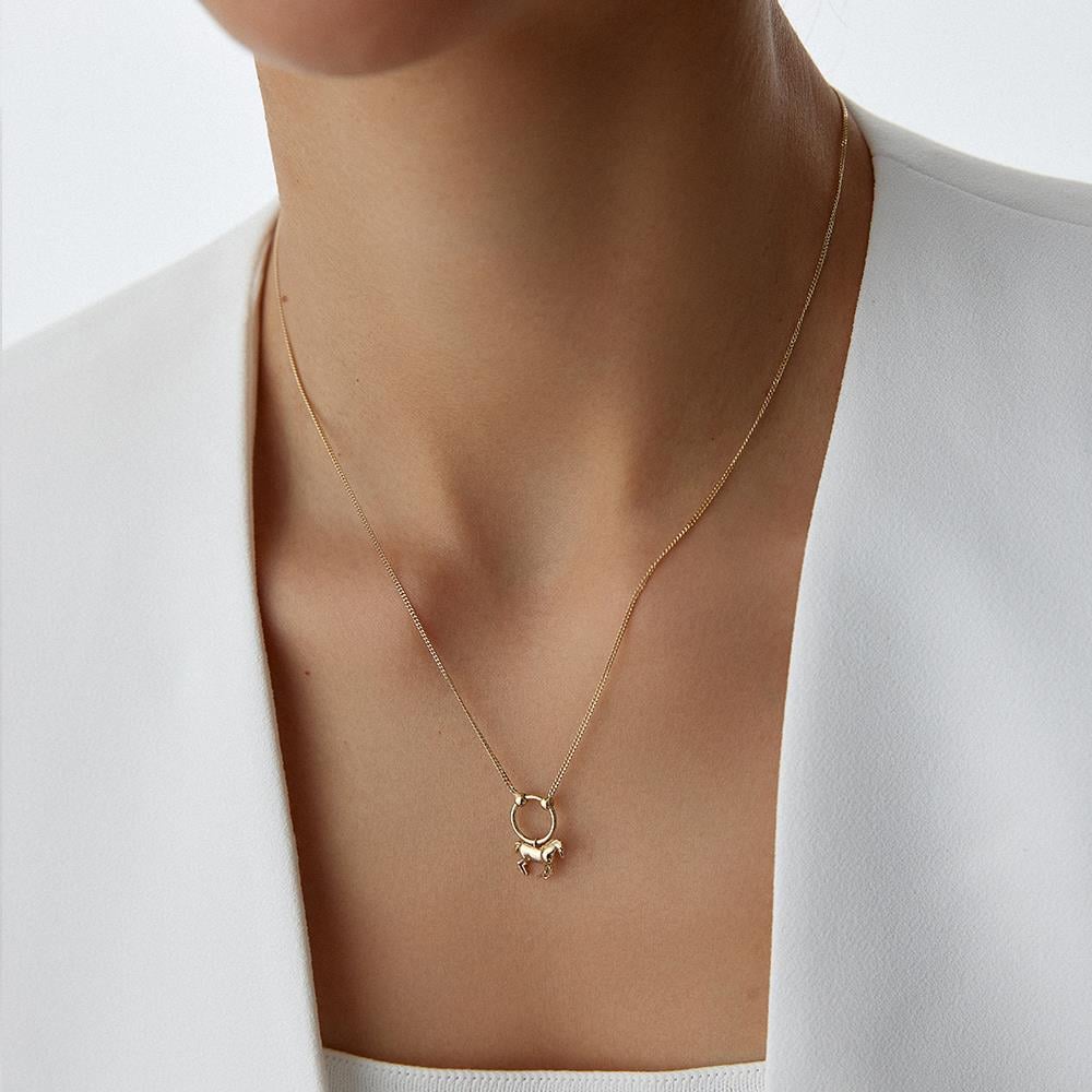 Minimal At Altın Kolye - Image 2