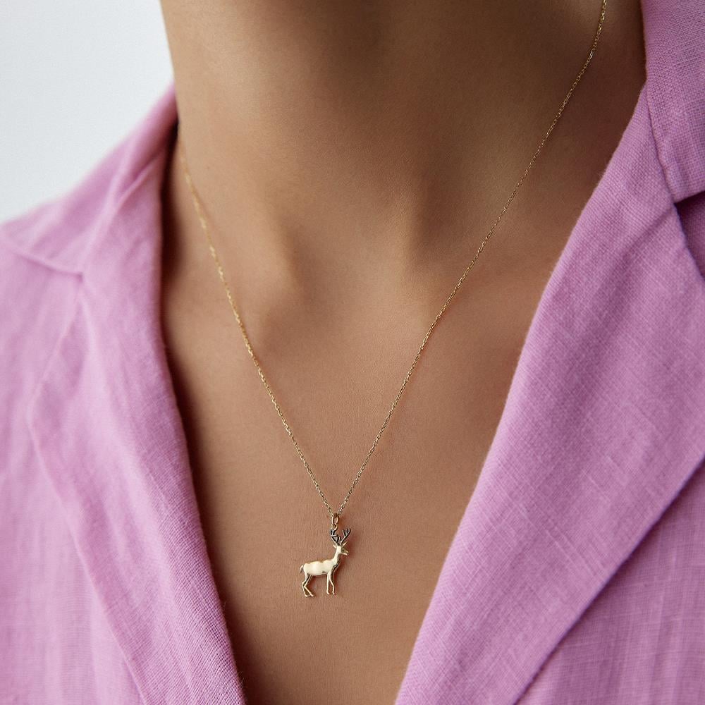 Minimal Geyik Figür Altın Kolye - Image 3