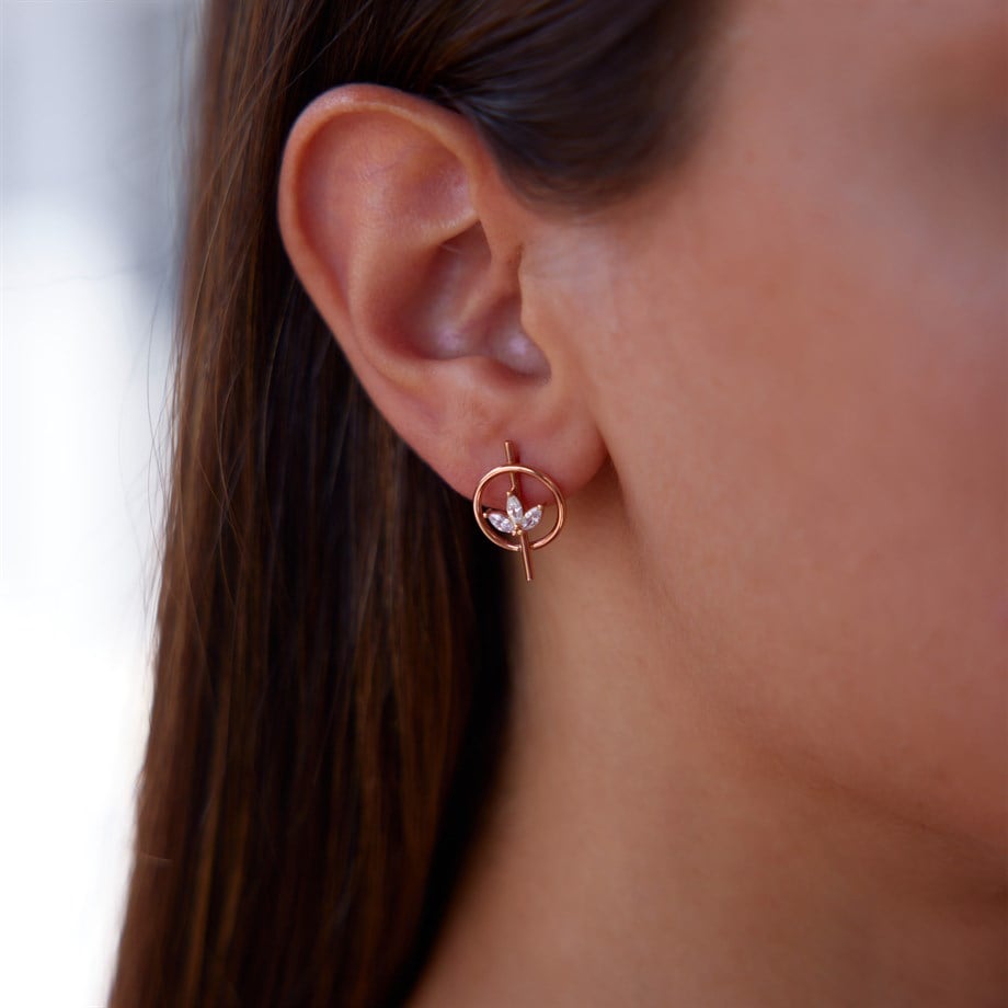 Minimal Tasarım 3 Yaprak Küpe - Image 2