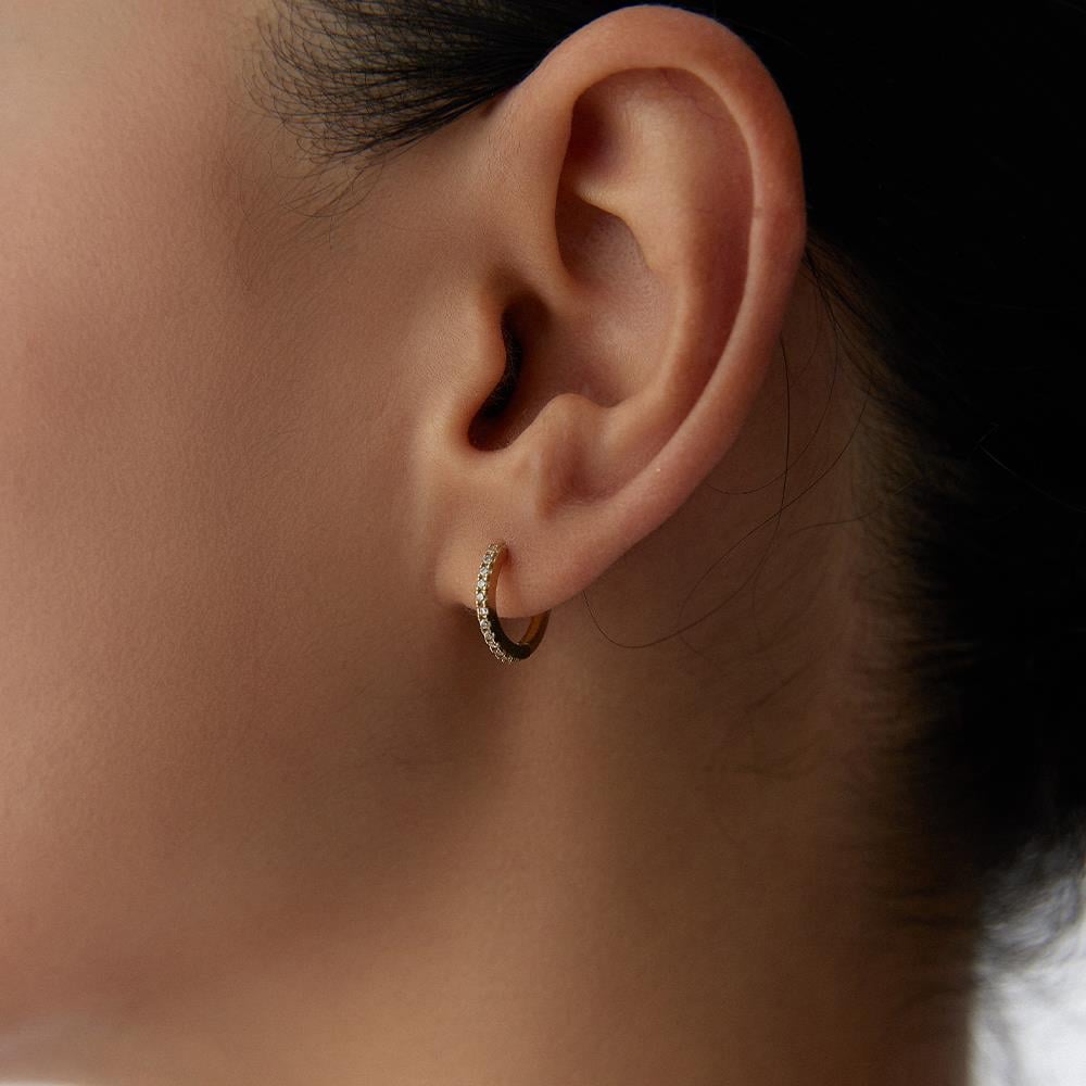 Minimal Taşlı Altın Halka Küpe - Image 2