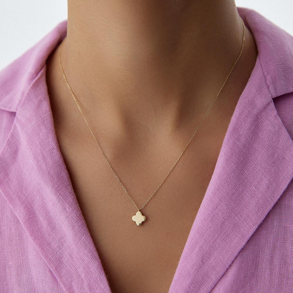 Minimal Yonca Figür Altın Kolye - Image 2