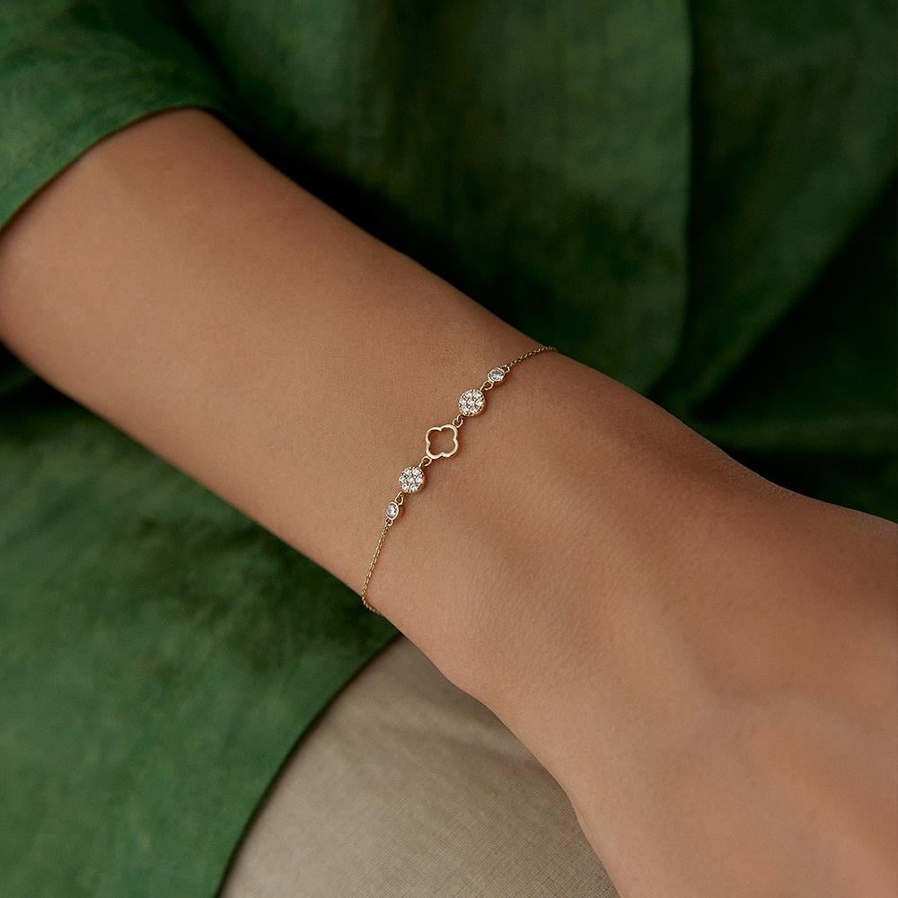 Minimal Yonca Figürlü Altın Bileklik - Image 2