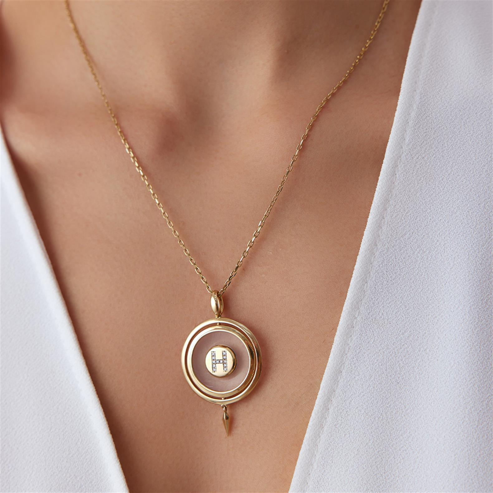 Özel Tasarım Çift Taraflı Pırlanta Harf Kolye - Image 3