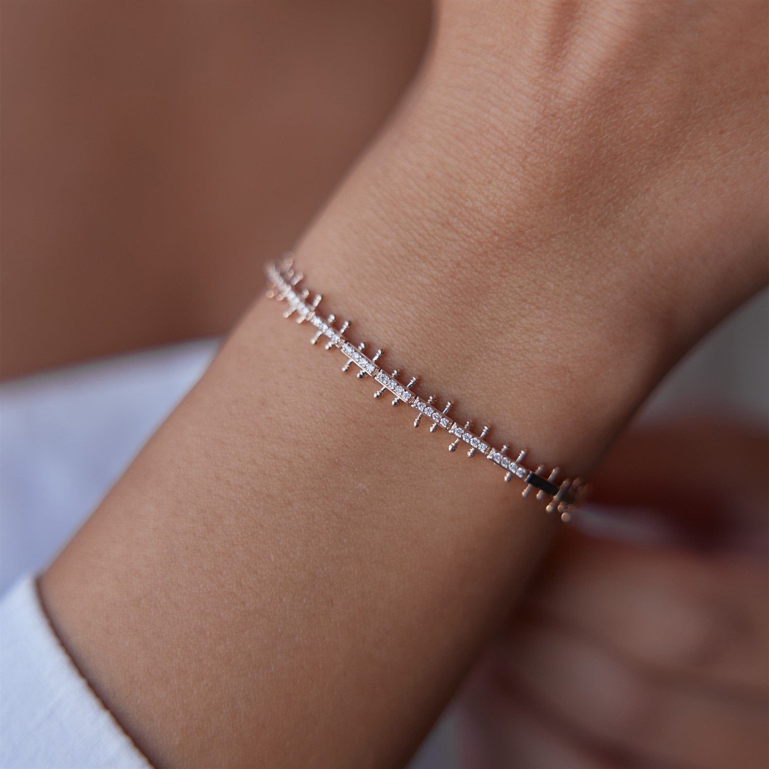 Özel Tasarım Sıralı Pırlanta Bileklik - Image 1