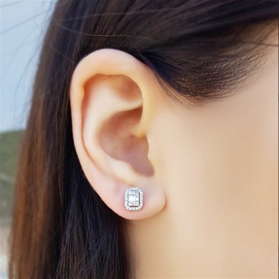 Pırlanta Baget Küpe - Image 1