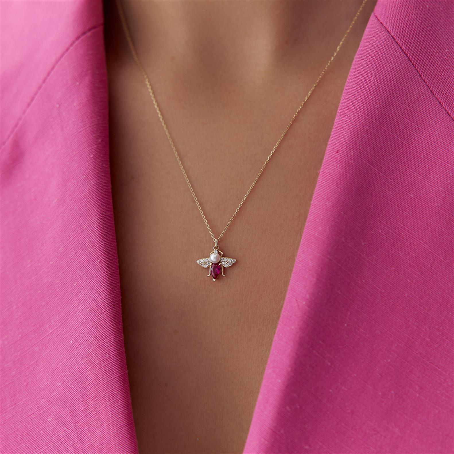 Renkli Taşlı Minimal Altın Arı Kolye - Image 1