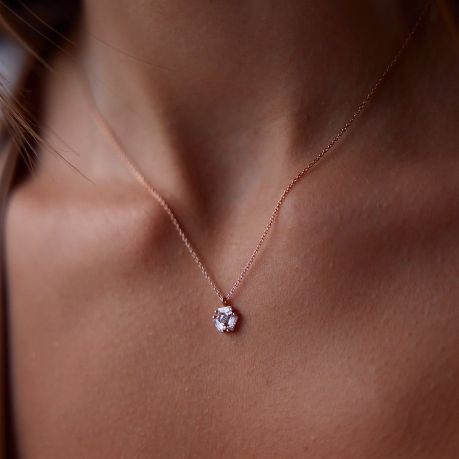 Rose Altın Minimal Kolye - Image 1