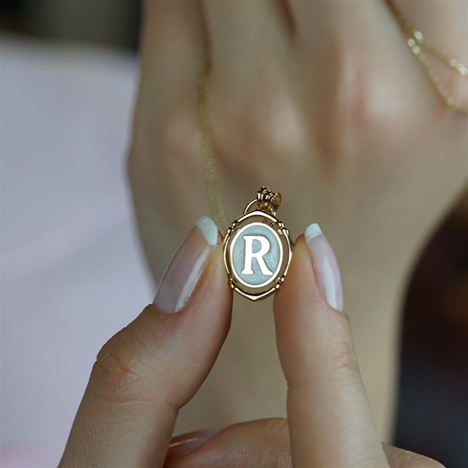 Sedef Harf Kolye - Image 1