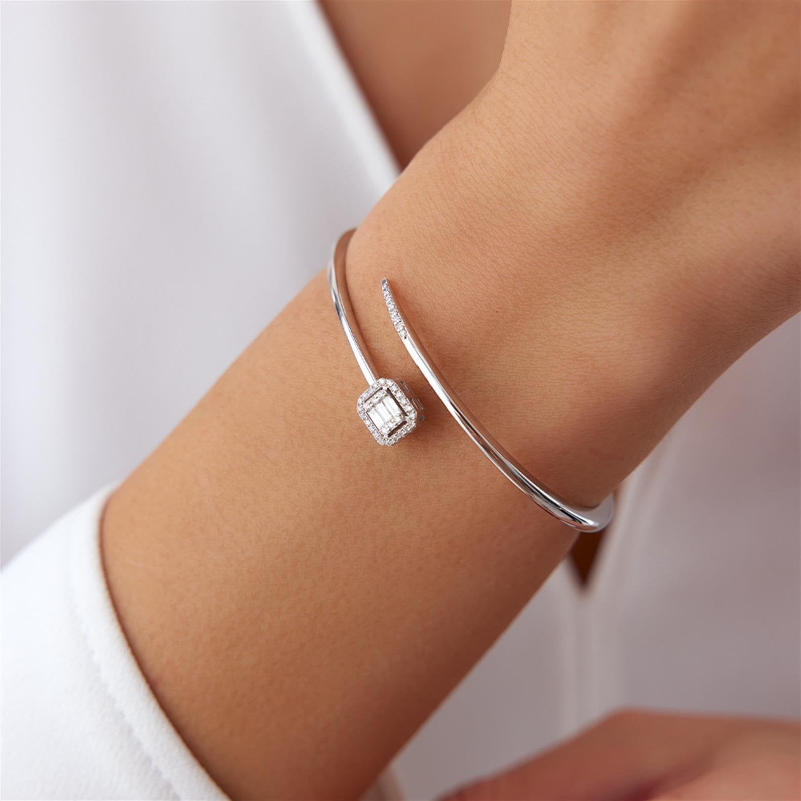 Tasarım Sarmal Baget Pırlanta Kelepçe - Image 1