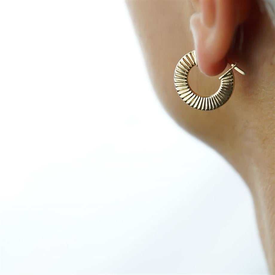 Tırtık Dokulu Küpe - Image 1