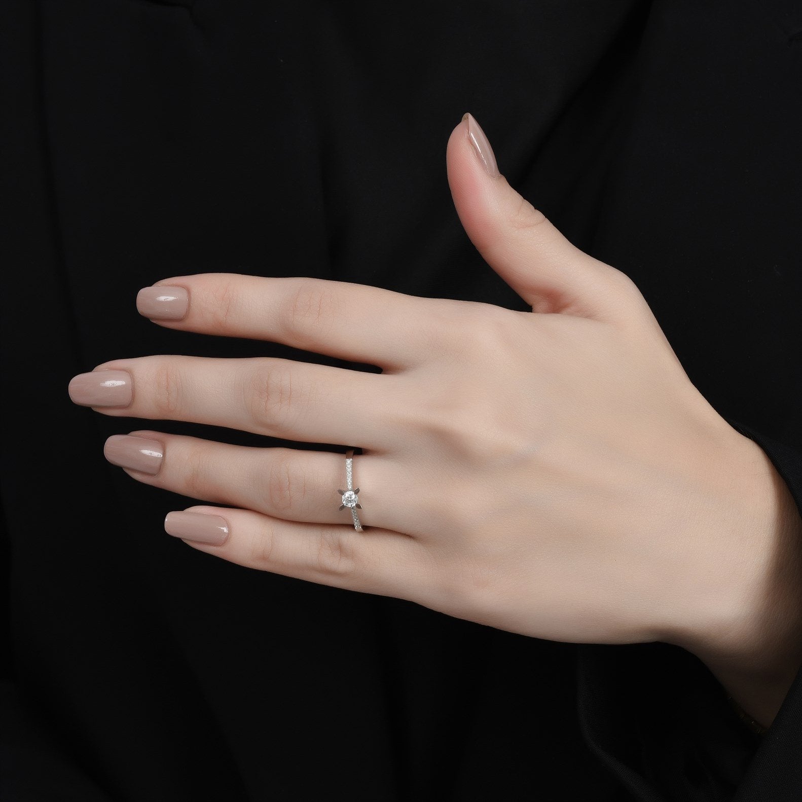 Yarım Tur Pırlanta Tektaş Yüzük - Image 3