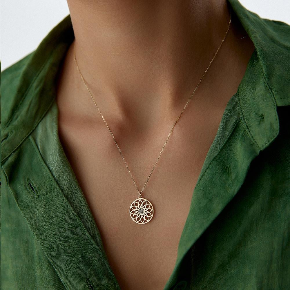 Yaşam Çiçeği Altın Kolye - Image 3