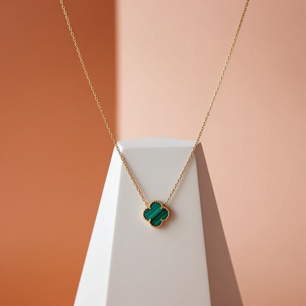 Yeşil Mineli Yonca Kolye - Image 2